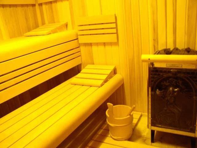 金鹰酒店 奥斯特拉维采 外观 照片